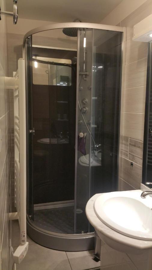 La Roseraie Appartement Épinal Buitenkant foto